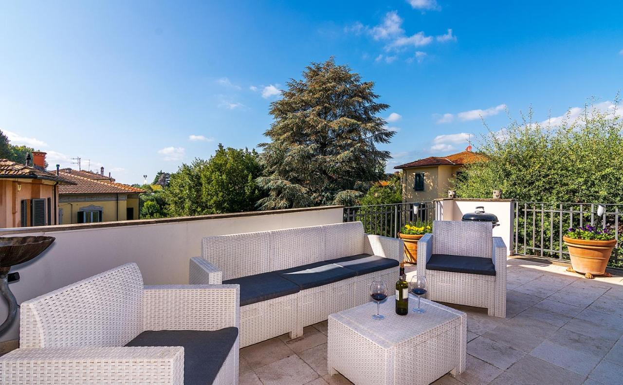 Villa Cecilia, Facing Lucca'S City Walls المظهر الخارجي الصورة